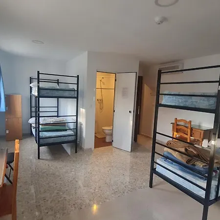 Hostel La Tinosa *
